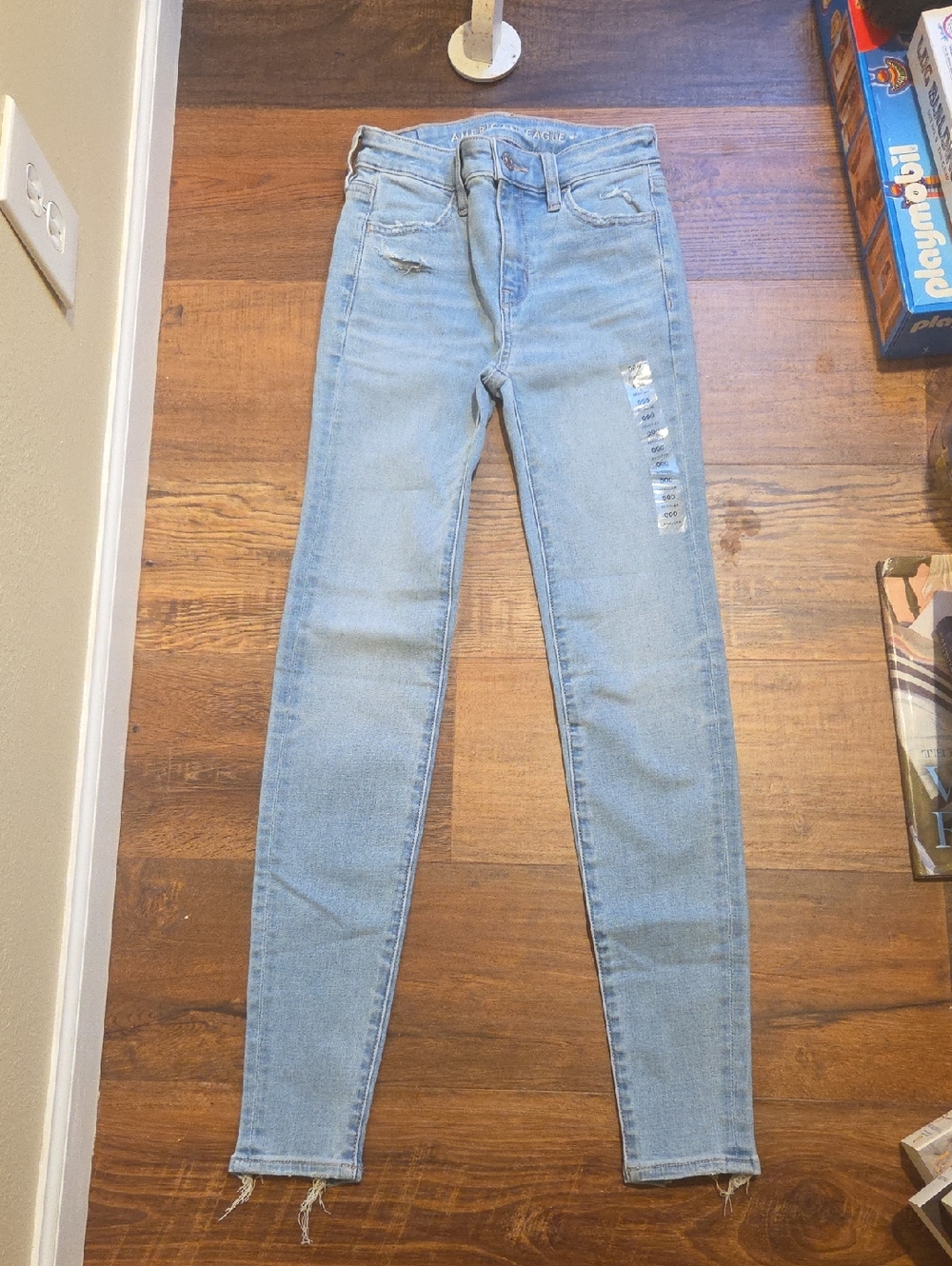 American Eagle Outfitters Light Blue Skinny Jeans